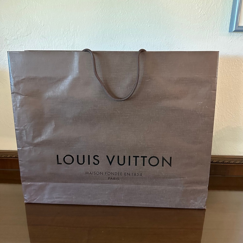 Louis Vuitton Large Brown Paper Shopping Bag Rope Handles 19x15